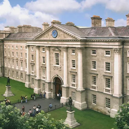 Trinity College - Campus Apartamento
