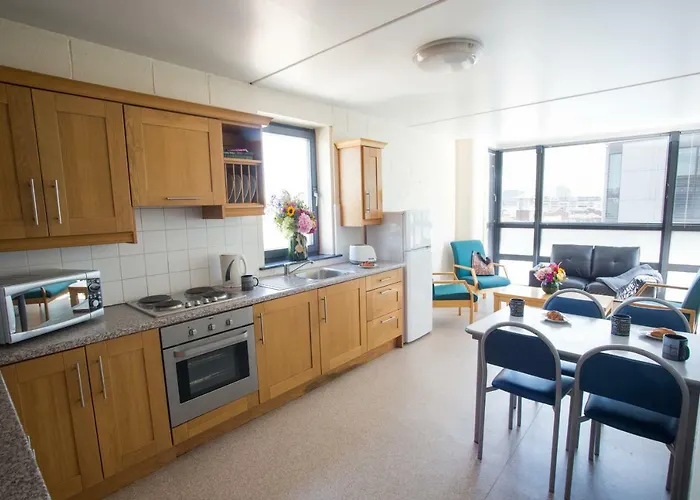 Trinity College - Campus *