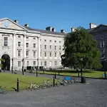 Trinity College - Campus Apartman Dublin