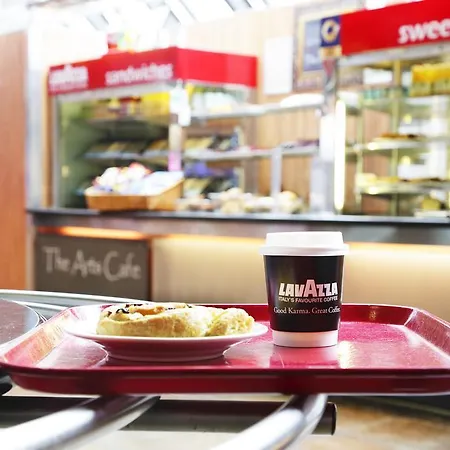 Trinity College - Campus شقة *