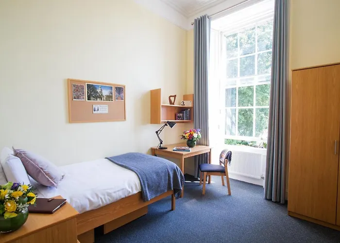 Trinity College - Campus Apartamento *